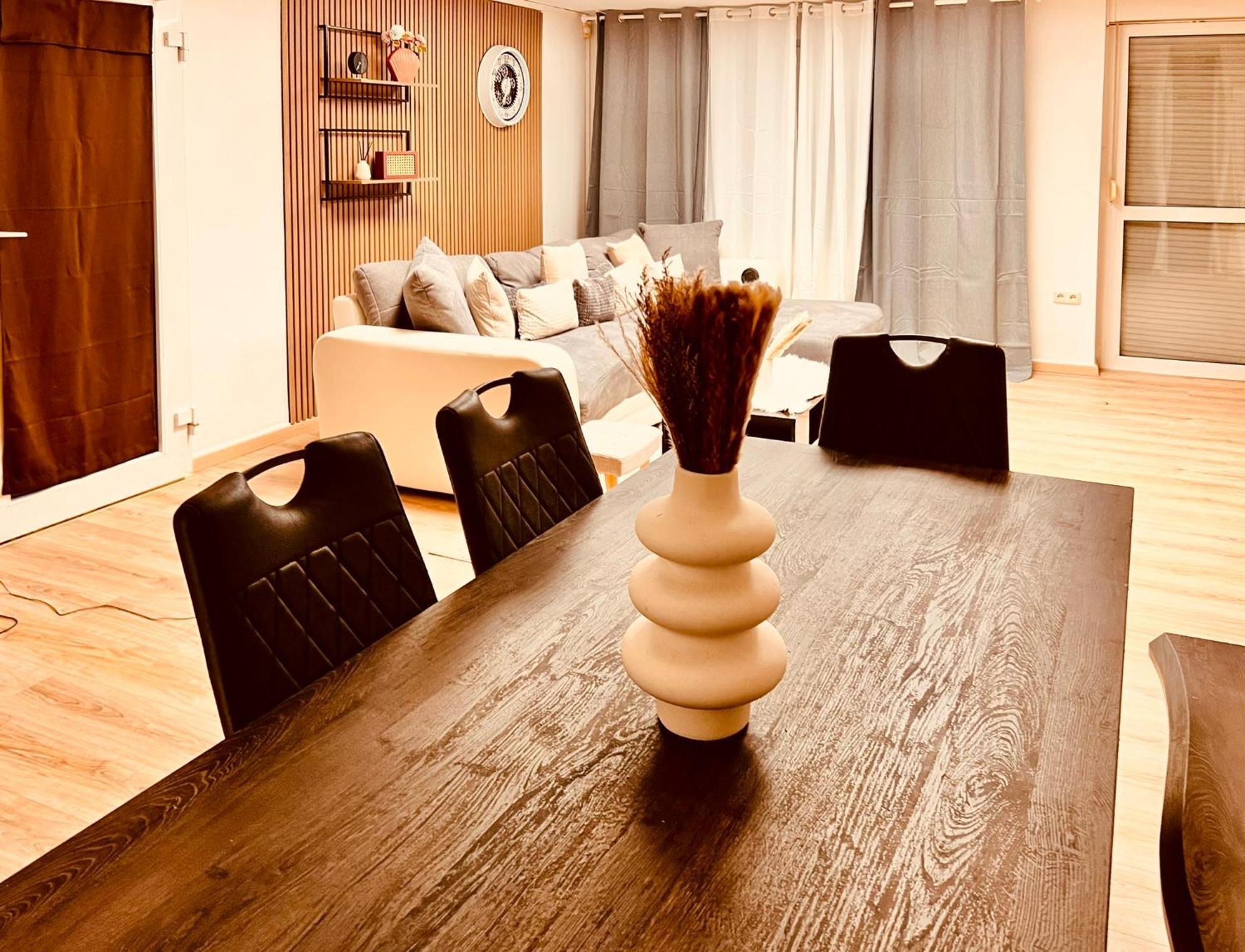 Ferienwohnung Cologne Luxe Living: Opulent Elegance Unleashed Exterior foto