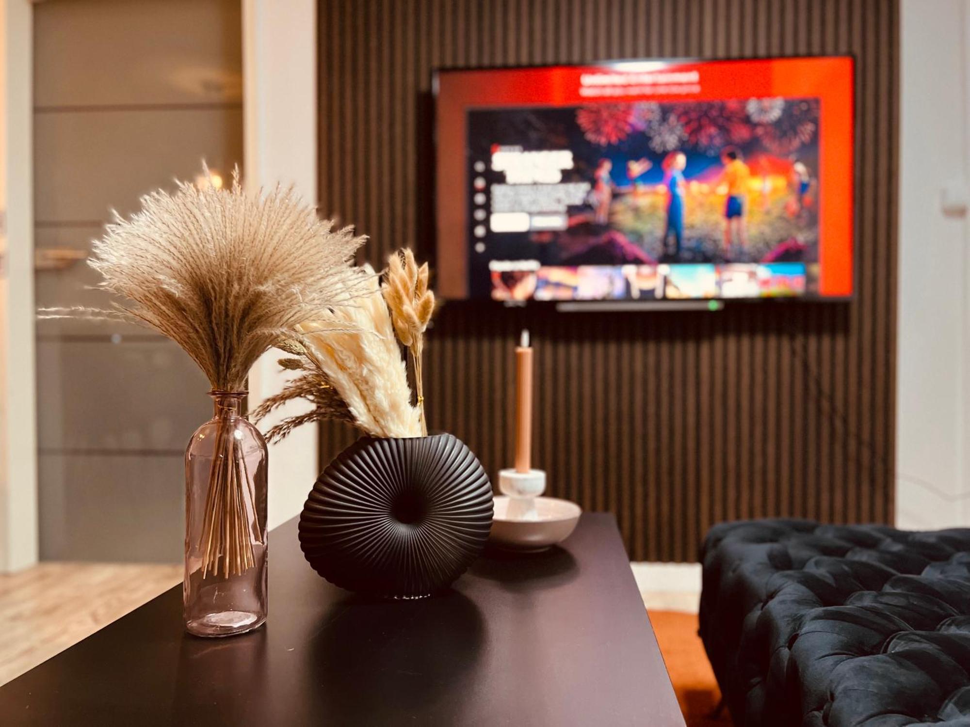 Ferienwohnung Cologne Luxe Living: Opulent Elegance Unleashed Exterior foto